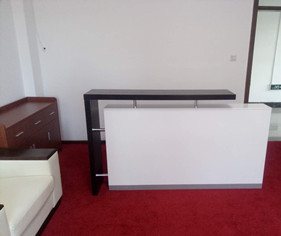 
                                    大連商業(yè)學(xué)校